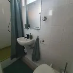 多丽丝公寓 *